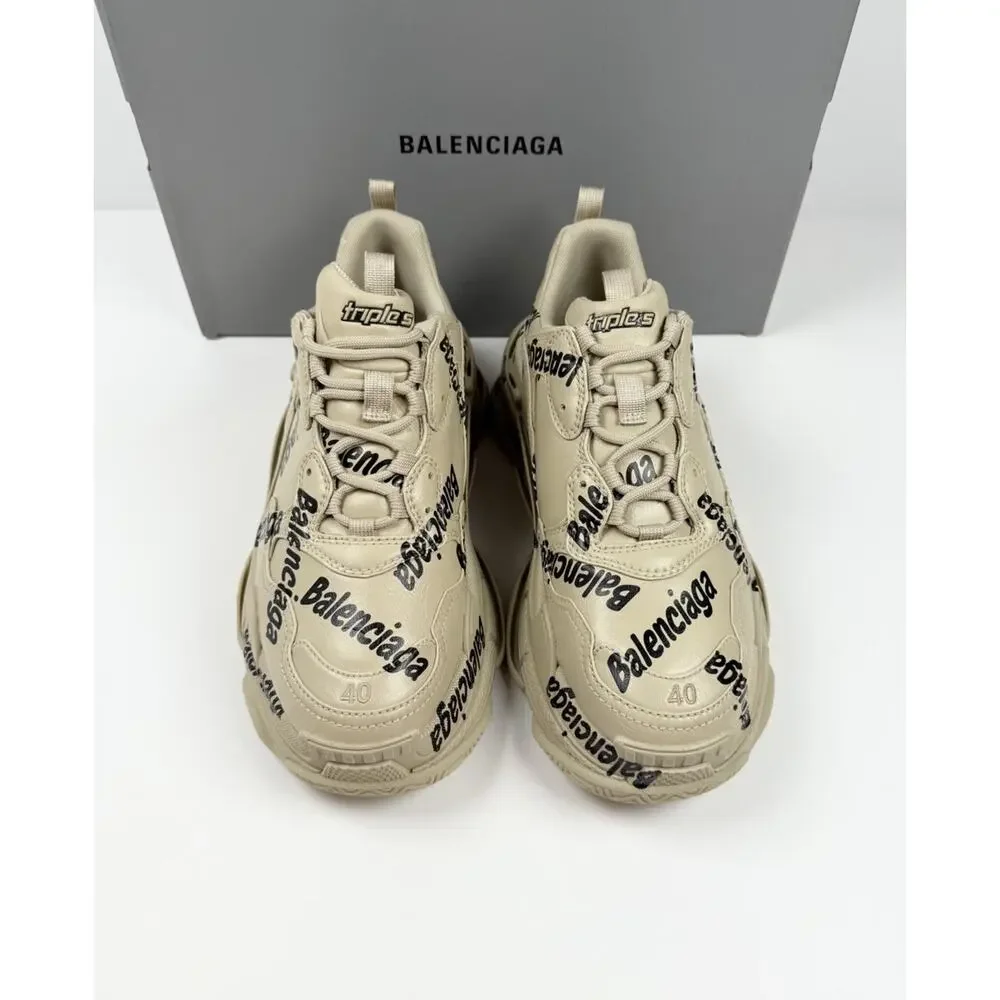 Size 40EU/10W - Balenciaga Triple S Beige Allover Logo NEW! - Picture 3 of 11